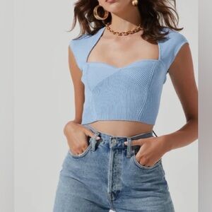 ASTR Alta Top - Medium. Like New!